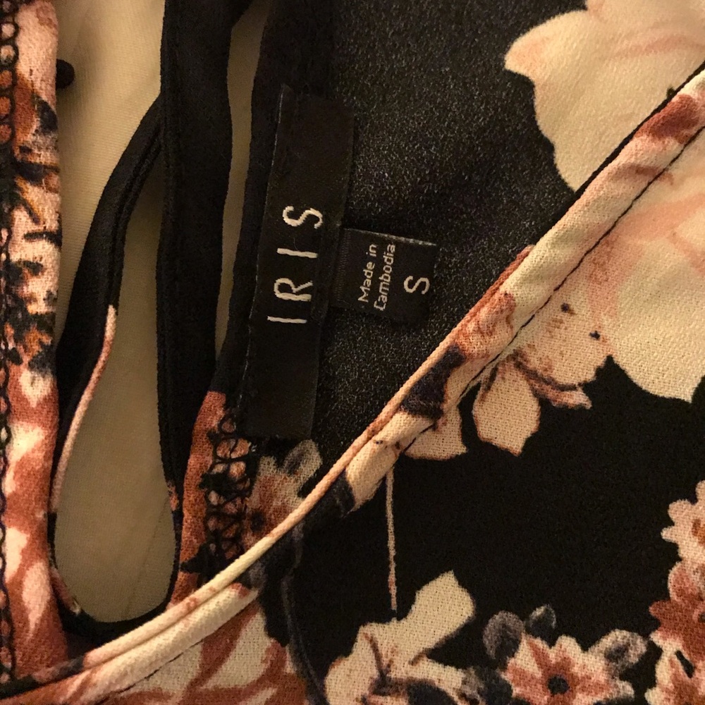 Flower blouse - Picture 3 of 3